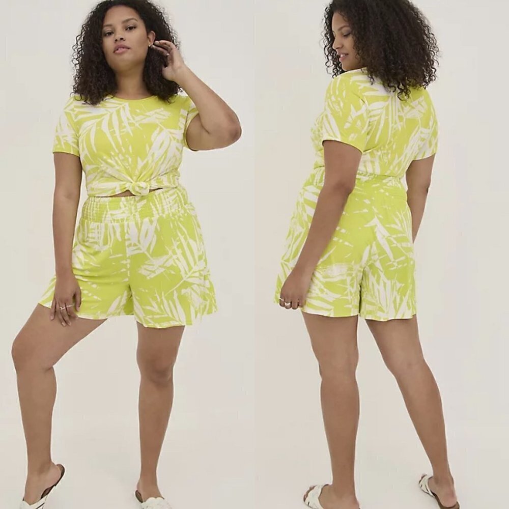 Torrid Womens NWT Lime Tropical 5 Inch Pull-On Super Soft High-Rise Shorts 2X